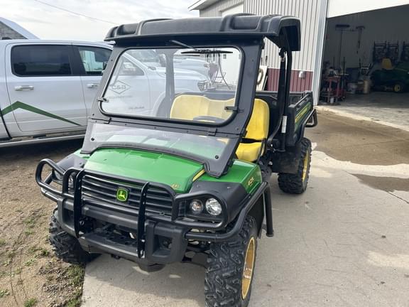 Image of John Deere Gator XUV 825i equipment image 3