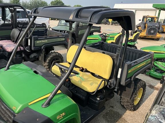 Image of John Deere Gator XUV 825i equipment image 1