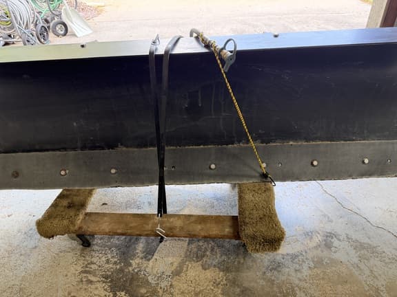 Image of John Deere Gator XUV 825i equipment image 4
