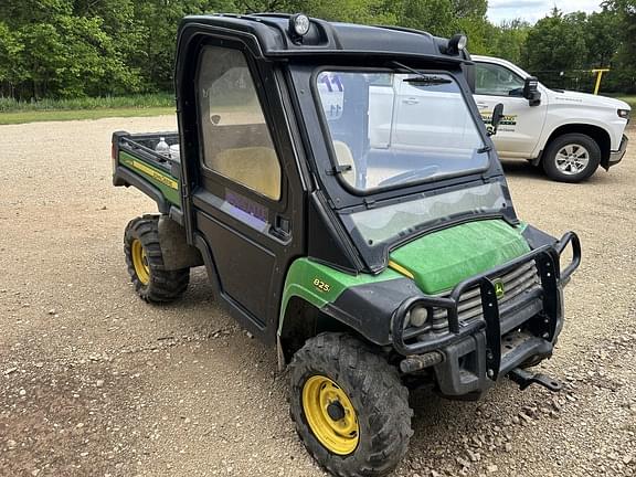Image of John Deere Gator XUV 825i equipment image 2