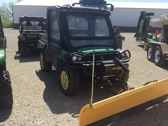 Image of John Deere Gator XUV 825i equipment image 4
