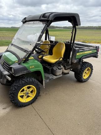 Main image John Deere Gator XUV 825i
