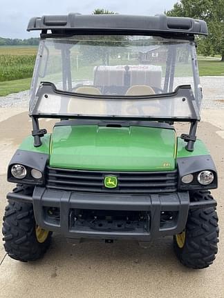 Image of John Deere Gator XUV 825i equipment image 4