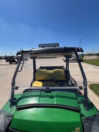Image of John Deere Gator XUV 825i equipment image 1