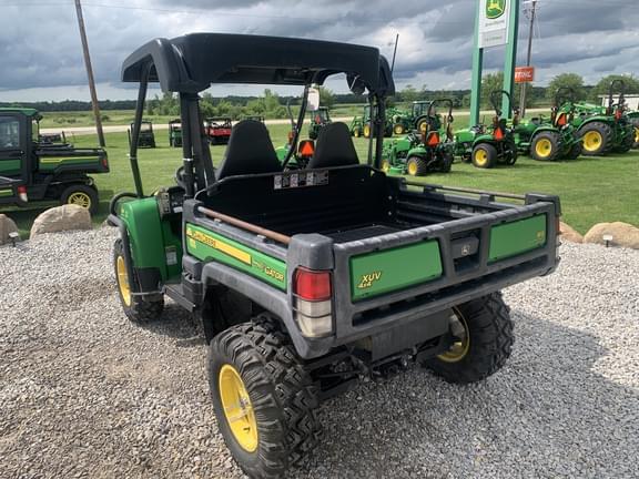 Image of John Deere Gator XUV 825i equipment image 2