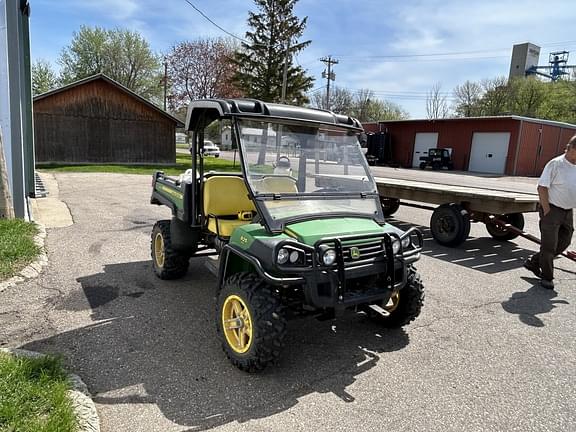 Image of John Deere Gator XUV 825i equipment image 2