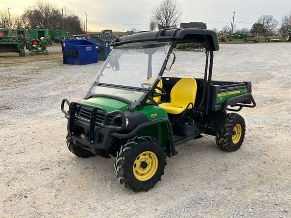 Main image John Deere Gator XUV 825i