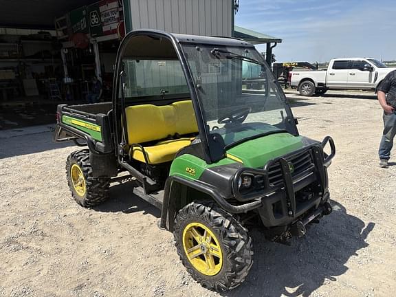 Image of John Deere Gator XUV 825i equipment image 2