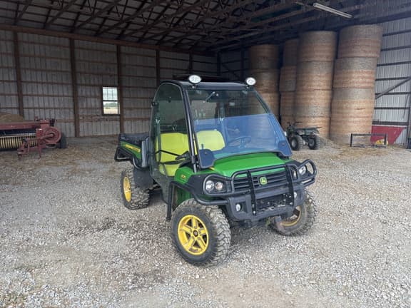 Image of John Deere Gator XUV 825i equipment image 2