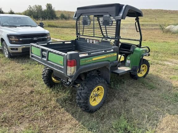 Image of John Deere Gator XUV 825i equipment image 1