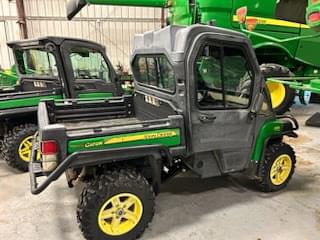 Image of John Deere Gator XUV 825i equipment image 1