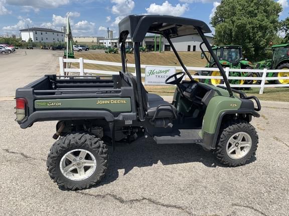 Image of John Deere Gator XUV 825i equipment image 2