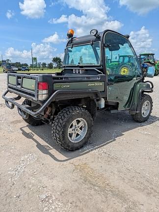 Image of John Deere Gator XUV 825i equipment image 2