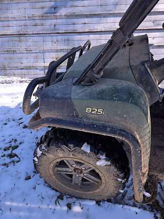 Image of John Deere Gator XUV 825i equipment image 4