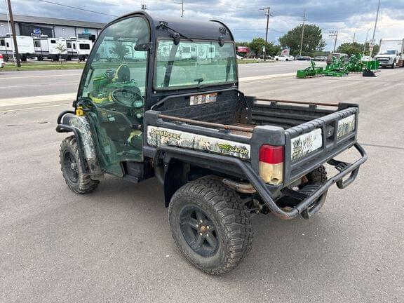 Image of John Deere Gator XUV 825i equipment image 2
