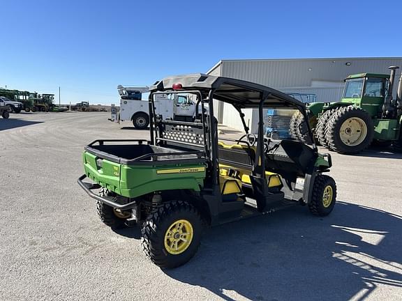 Image of John Deere XUV 550 S4 equipment image 4