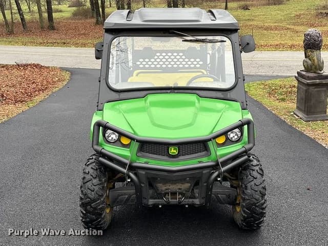 Image of John Deere XUV 550 S4 equipment image 1