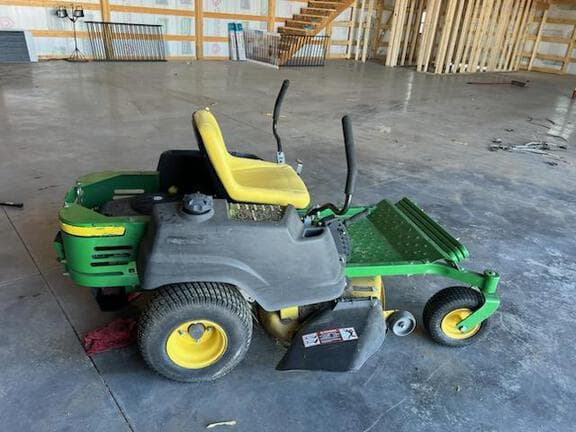 Image of John Deere Z225 equipment image 1