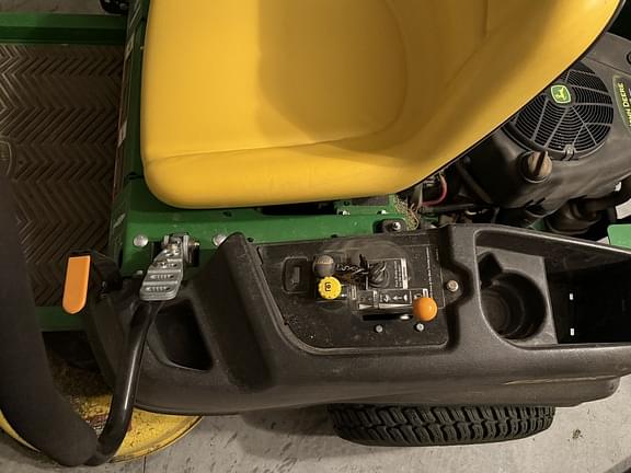 Image of John Deere Z225 equipment image 2
