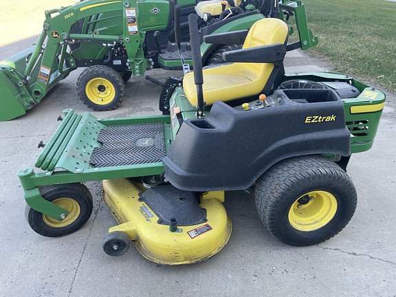 Image of John Deere Z245 equipment image 4