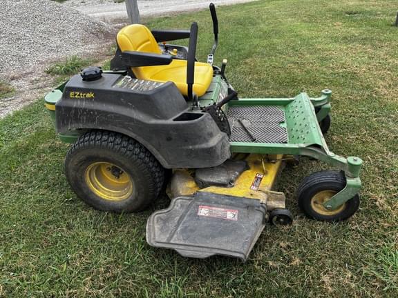 Image of John Deere Z425 equipment image 2
