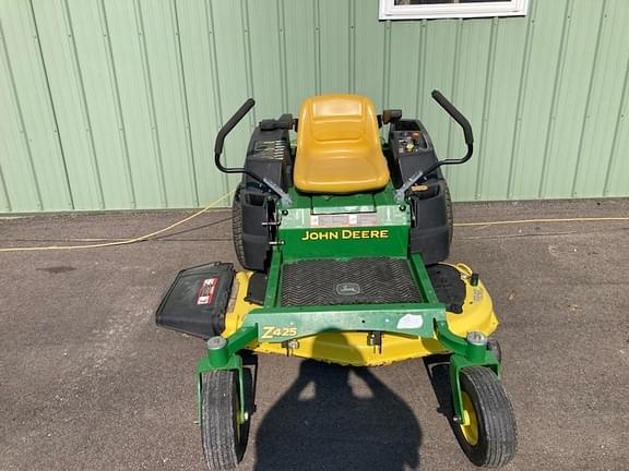 Image of John Deere Z425 Image 1