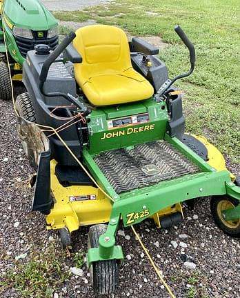 Image of John Deere Z425 Primary image