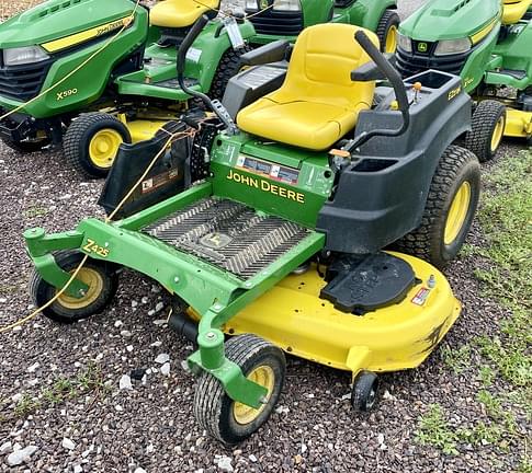 Image of John Deere Z425 equipment image 1