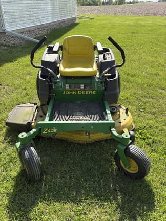 Image of John Deere Z425 Primary image