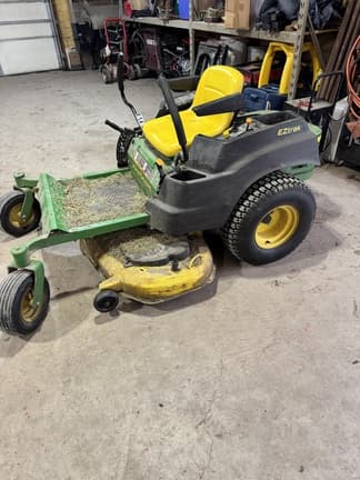 Main image John Deere Z425