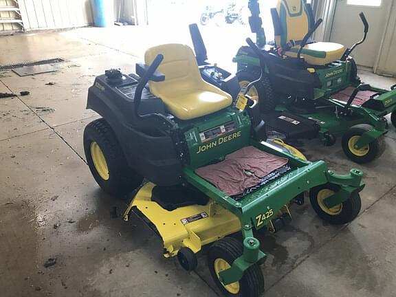 Image of John Deere Z425 Primary image