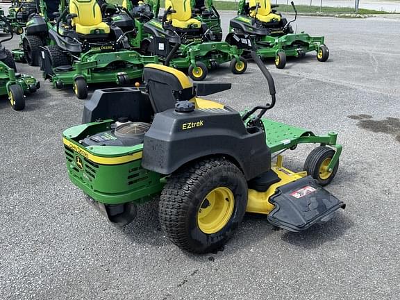 Image of John Deere Z425 equipment image 3