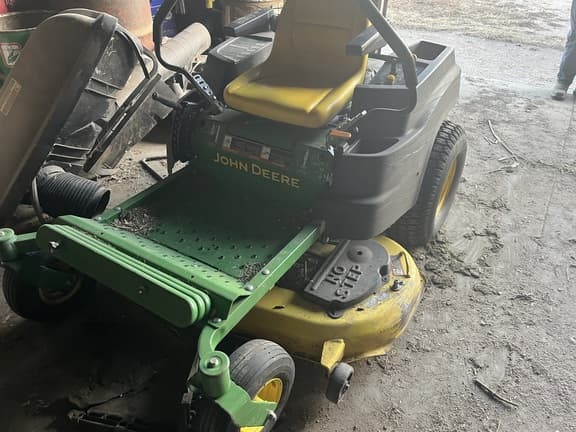 Image of John Deere Z425 Image 0