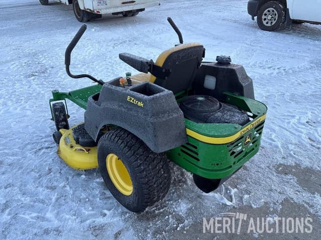 Image of John Deere Z425 equipment image 2