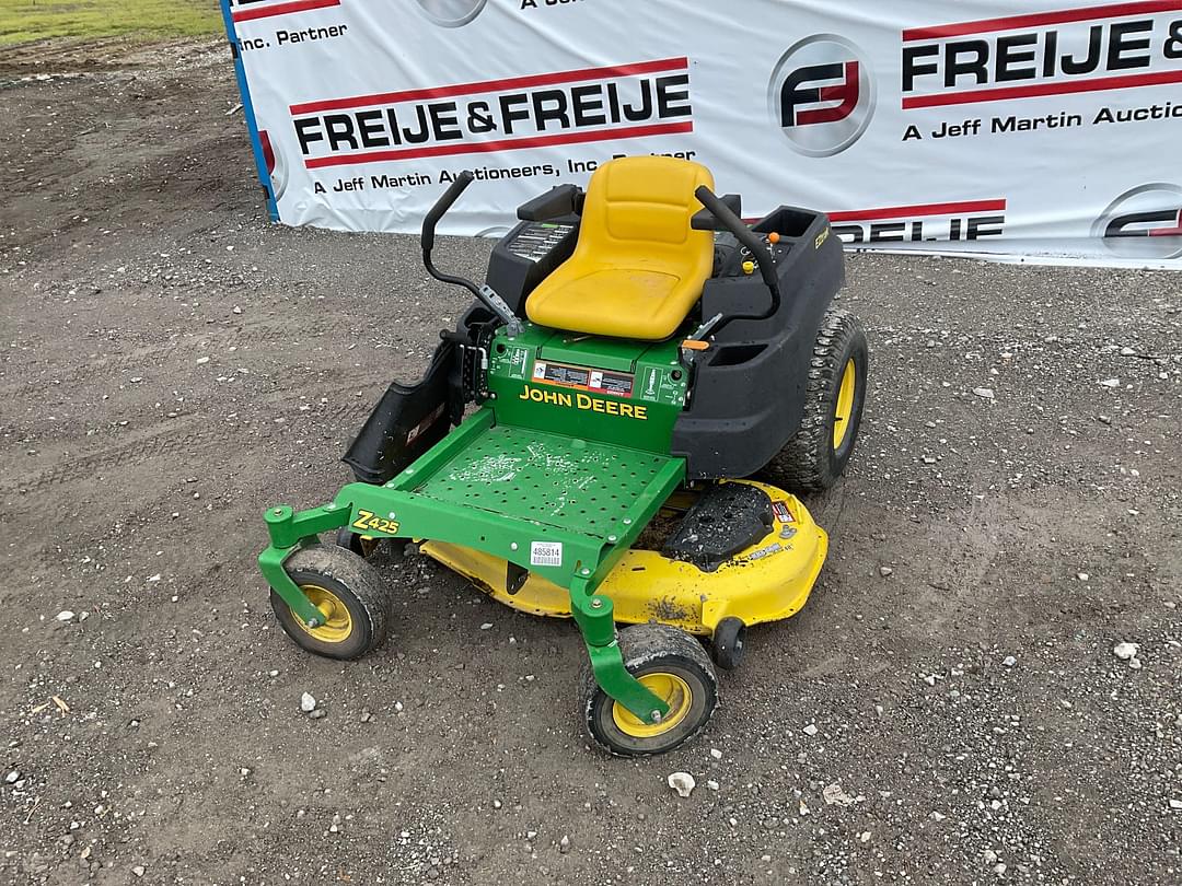 Image of John Deere Z425 Primary image