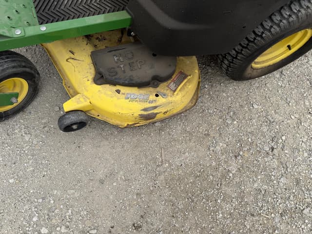 Image of John Deere Z445 equipment image 1