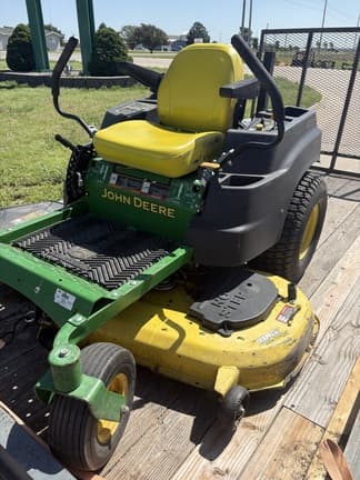 Image of John Deere Z445 equipment image 2