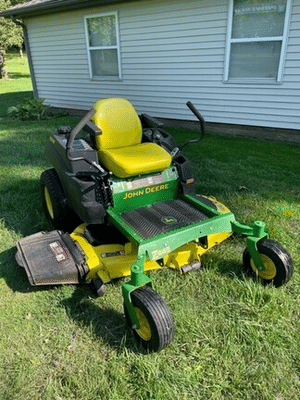2012 John Deere Z445 Image