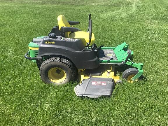 Image of John Deere Z445 equipment image 2