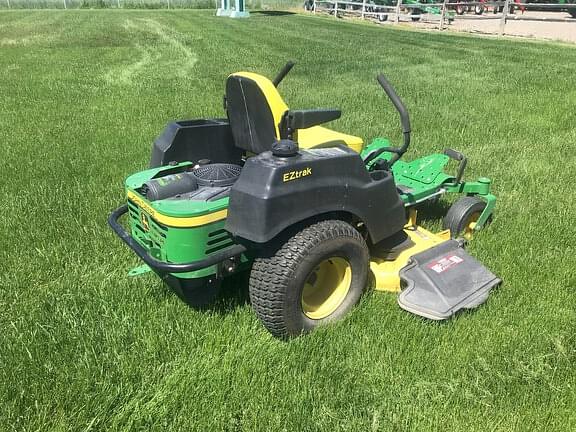 Image of John Deere Z445 equipment image 3