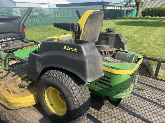 Image of John Deere Z445 equipment image 2