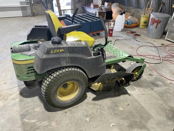 Image of John Deere Z445 equipment image 2