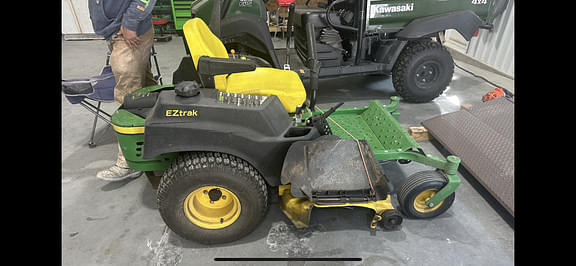 Image of John Deere Z445 Primary image