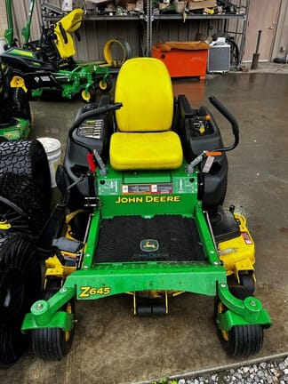2012 John Deere Z645 Equipment Image0