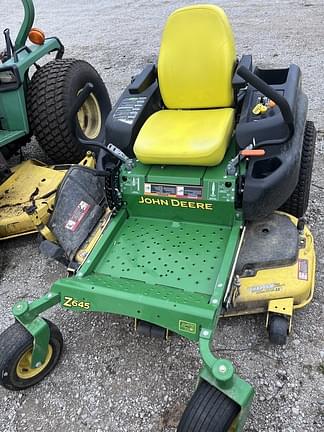 Image of John Deere Z645 equipment image 1