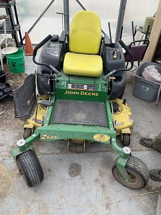 Image of John Deere Z645 equipment image 1