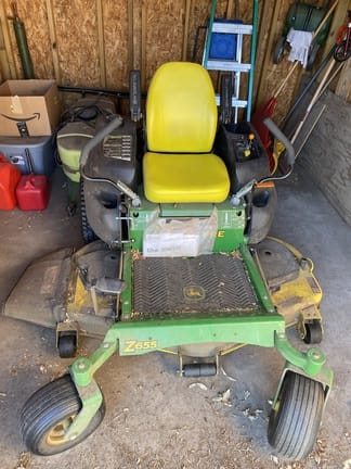2012 John Deere Z655 Equipment Image0