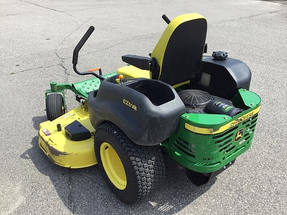 Image of John Deere Z665 equipment image 4