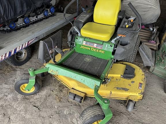 Image of John Deere Z665 Primary image