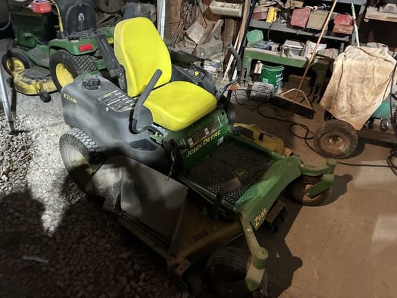 Image of John Deere Z665 equipment image 2